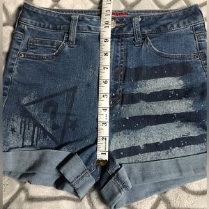 Guess American Flag Cuffed Denim Shorts Size 27